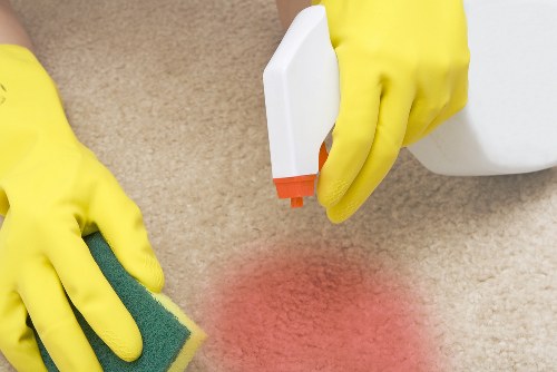 Window cleaning service for N7 homes and flats