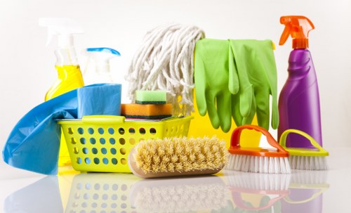 Professional upholstery cleaning for sofas and armchairs in N7 homes