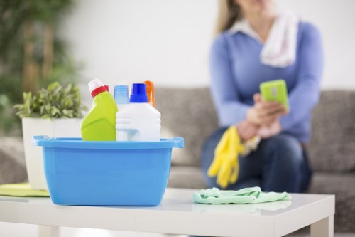 Professional end of tenancy cleaning in N7 for kitchens, bathrooms, and living spaces