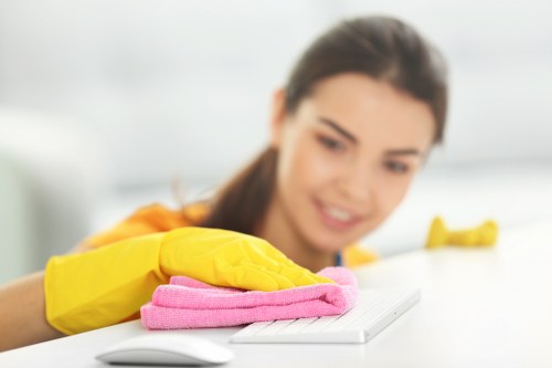 Commercial deep cleaning for an N7 office or shop