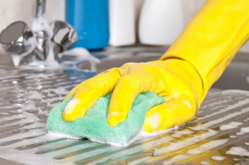 Detailed dust removal during a builders clean in an N7 home