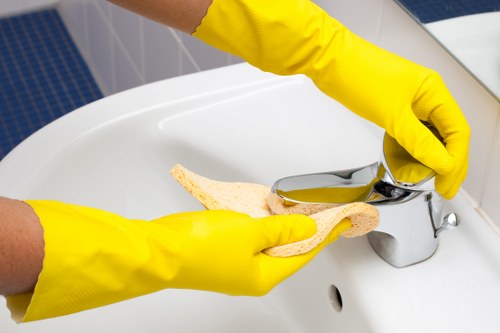 Office and communal area cleaning service for businesses in N7
